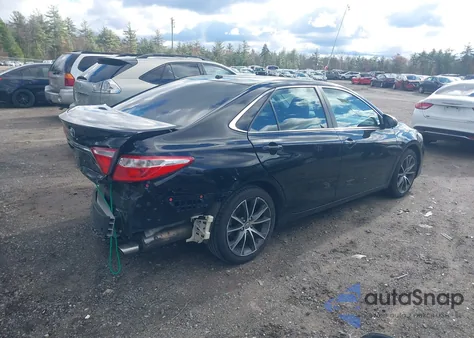 2015 Toyota Camry Xse z USA, uszkodzony, nr VIN 4T1BF1FK2FU105237